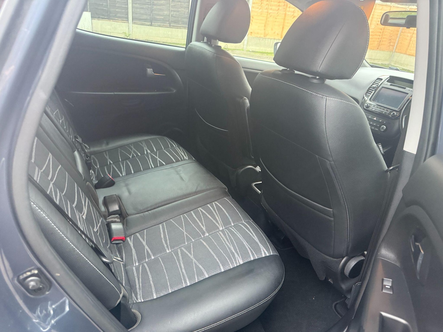 Used Kia Venga 2016 for sale - 76607827: Photo 10