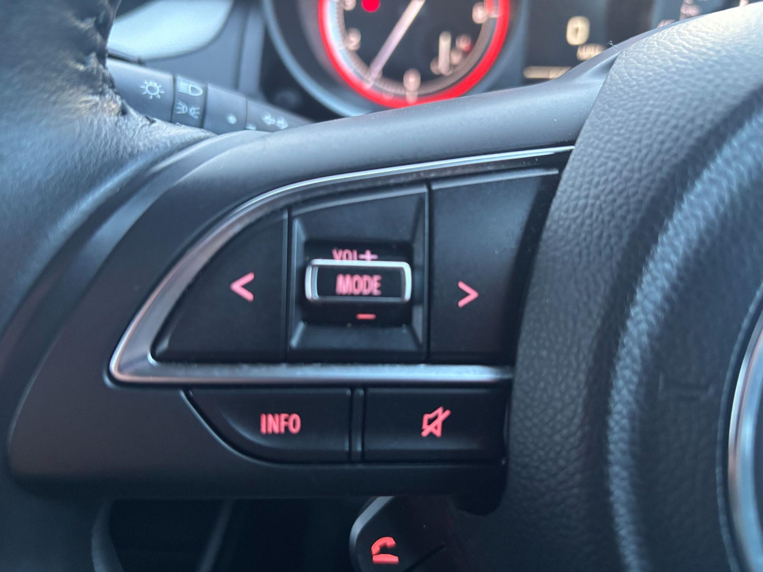 Used Suzuki Swift 2024 for sale - 77637899: Photo 21