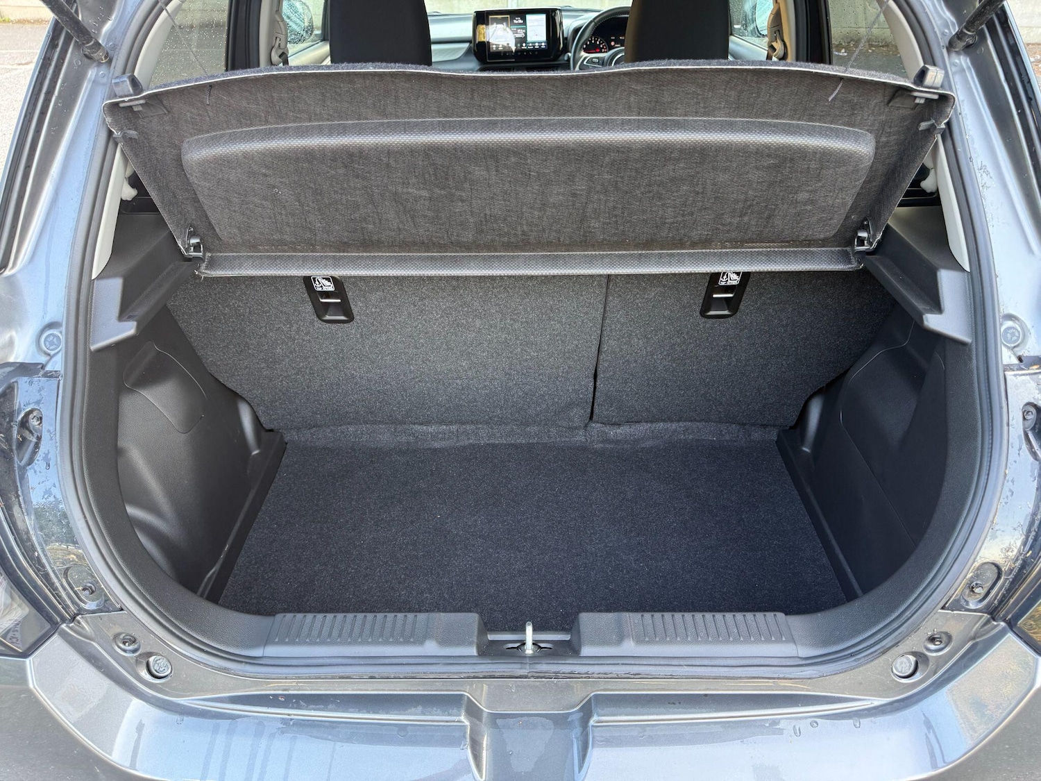 Used Suzuki Swift 2024 for sale - 76571989: Photo 11