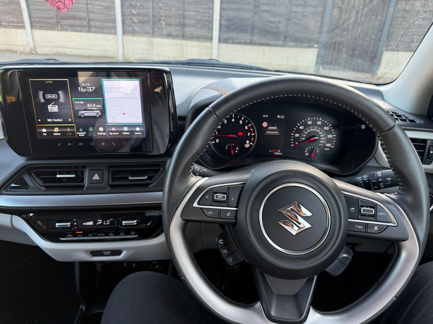 Used Suzuki Swift 2024 for sale - 76571989: Photo 15