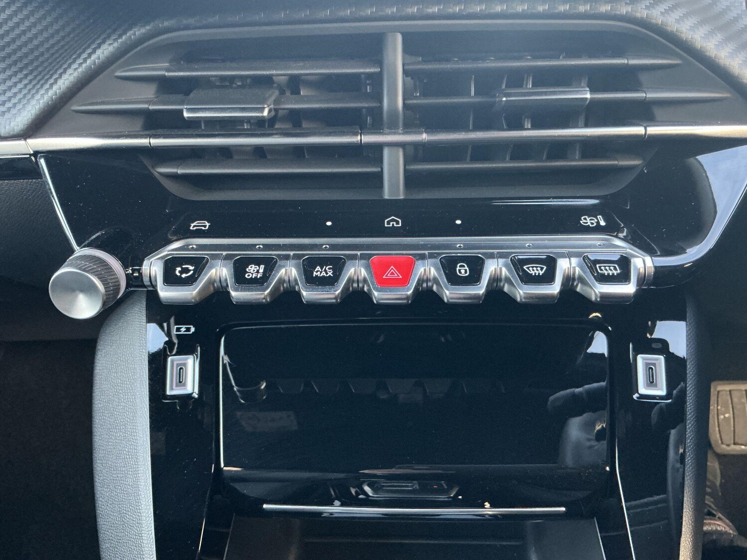 Used Peugeot 2008 2025 for sale - 77575075: Photo 15