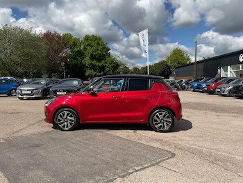 Used Suzuki Swift 2021 for sale - 78361575: Photo