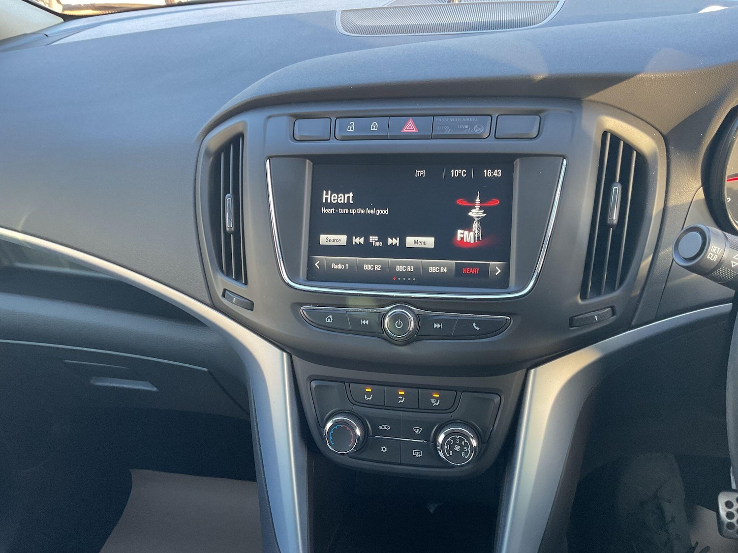 Used Vauxhall Zafira 2018 for sale - 77892523: Photo 14