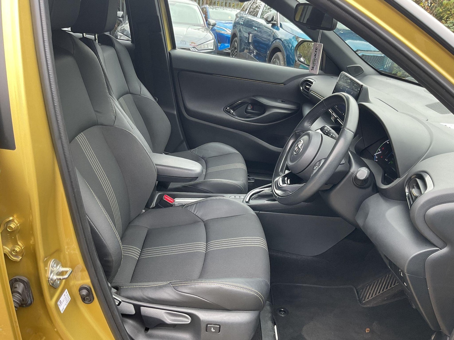 Used Toyota Yaris Cross 2023 for sale - 76247518: Photo 14