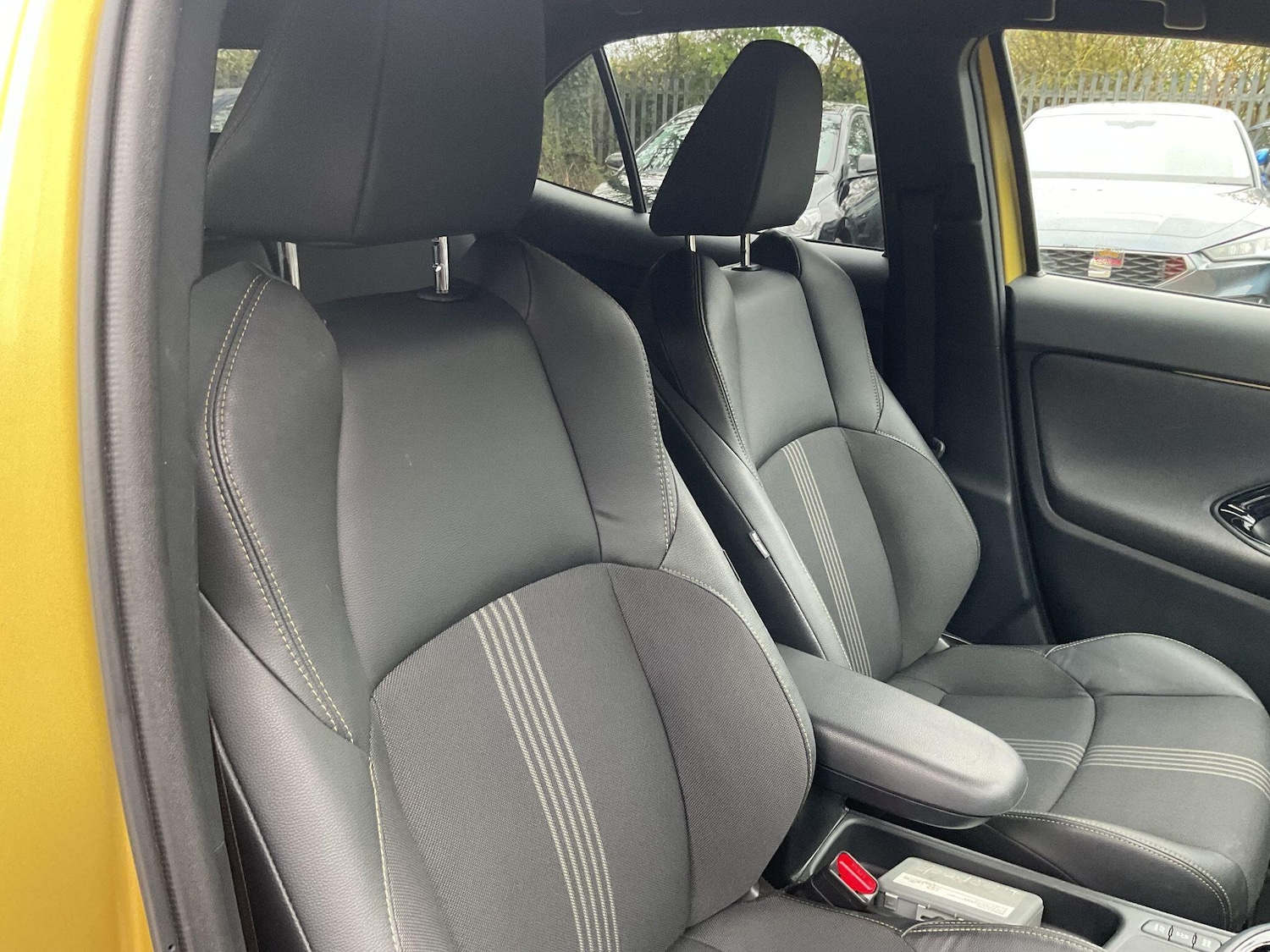 Used Toyota Yaris Cross 2023 for sale - 76247518: Photo 15