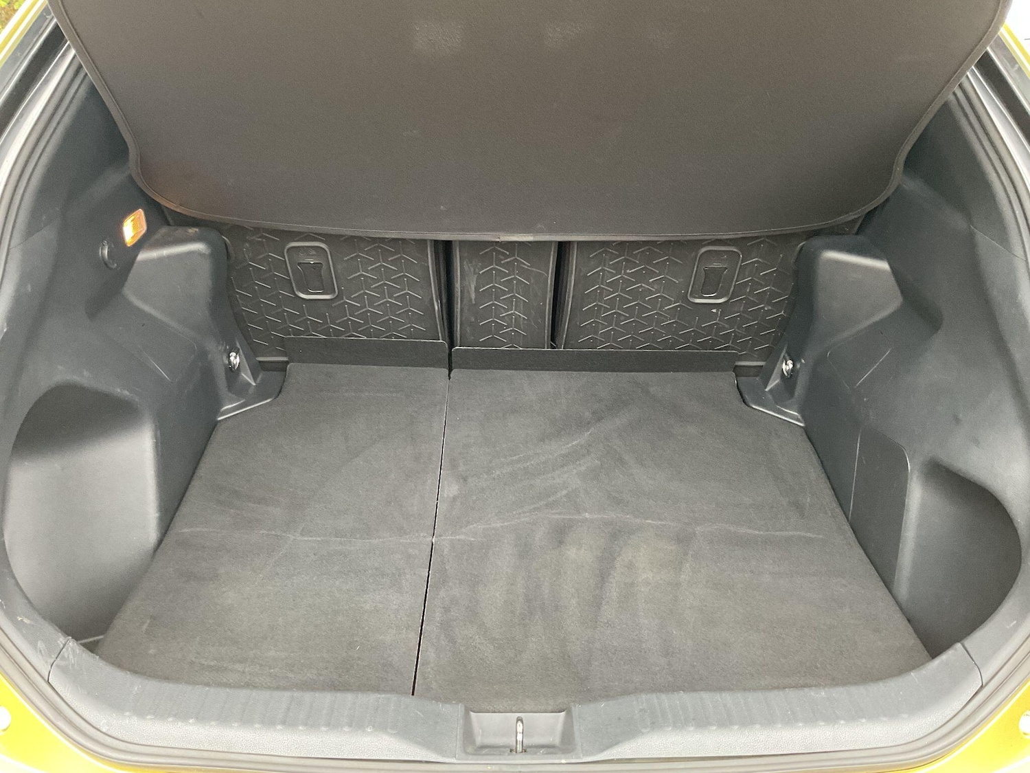 Used Toyota Yaris Cross 2023 for sale - 76247518: Photo 9