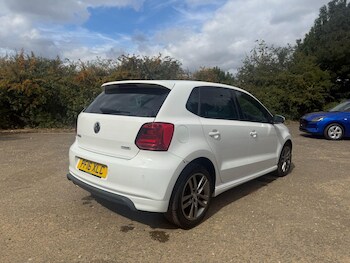 Used Volkswagen Polo 2016 for sale - 75622738: Photo