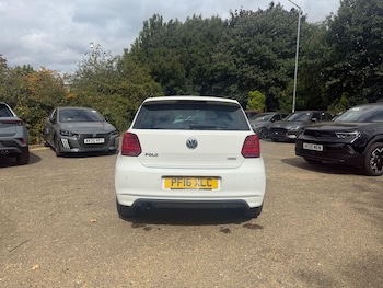Used Volkswagen Polo 2016 for sale - 75622738: Photo
