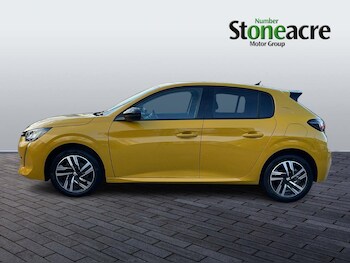 Used Peugeot 208 2023 for sale - 76942406: Photo