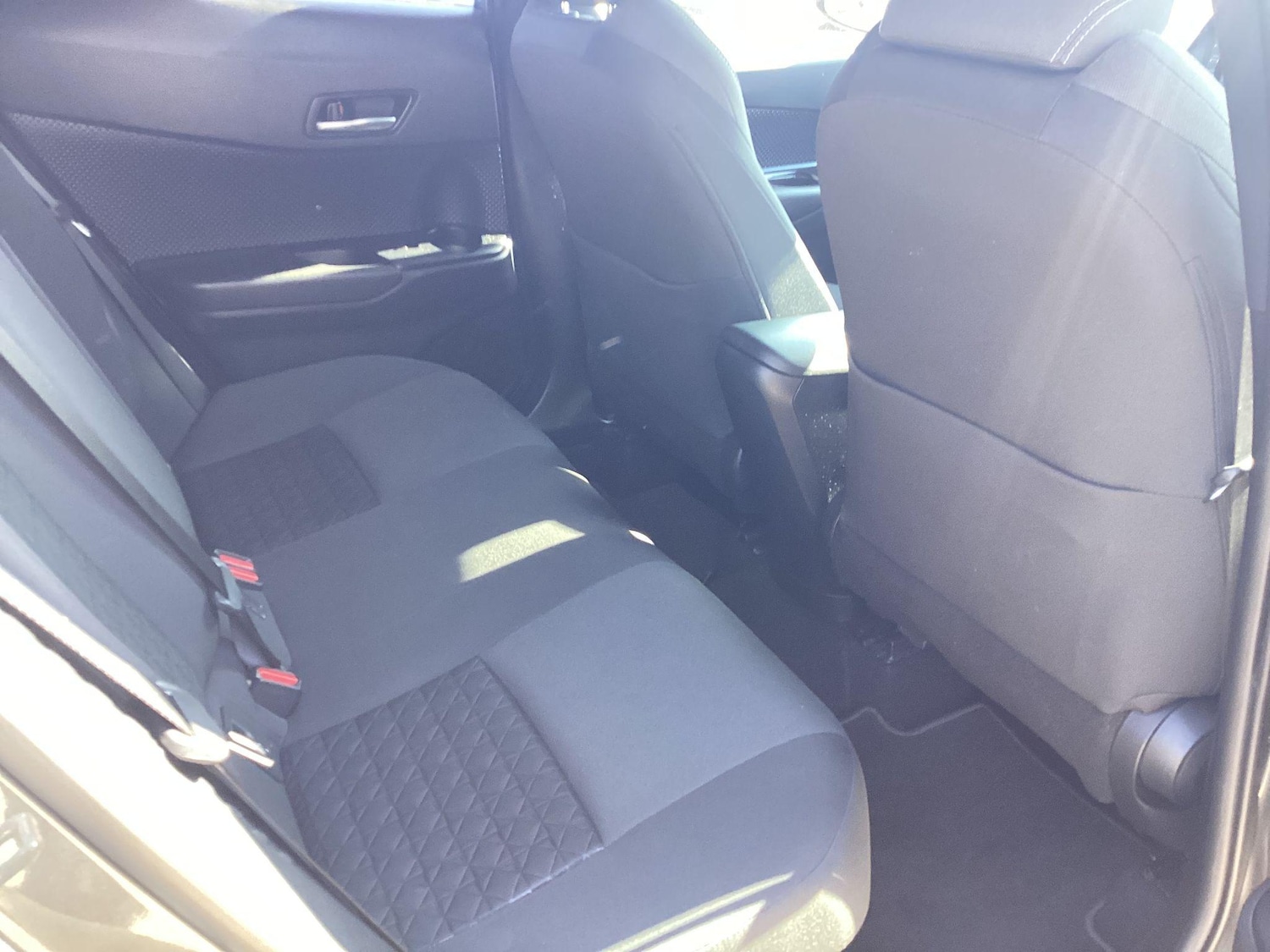 Used Toyota C-HR 2020 for sale - 76513089: Photo 12