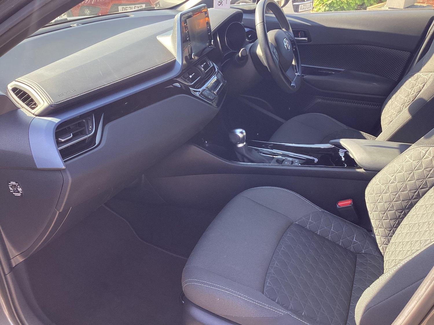 Used Toyota C-HR 2020 for sale - 76513089: Photo 13