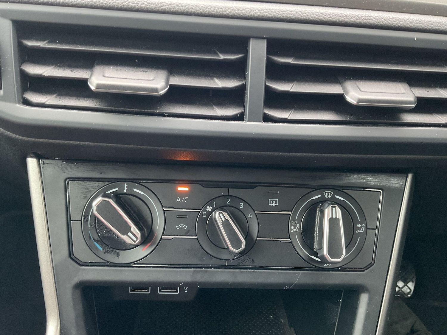 Used Volkswagen Polo 2019 for sale - 77238524: Photo 24