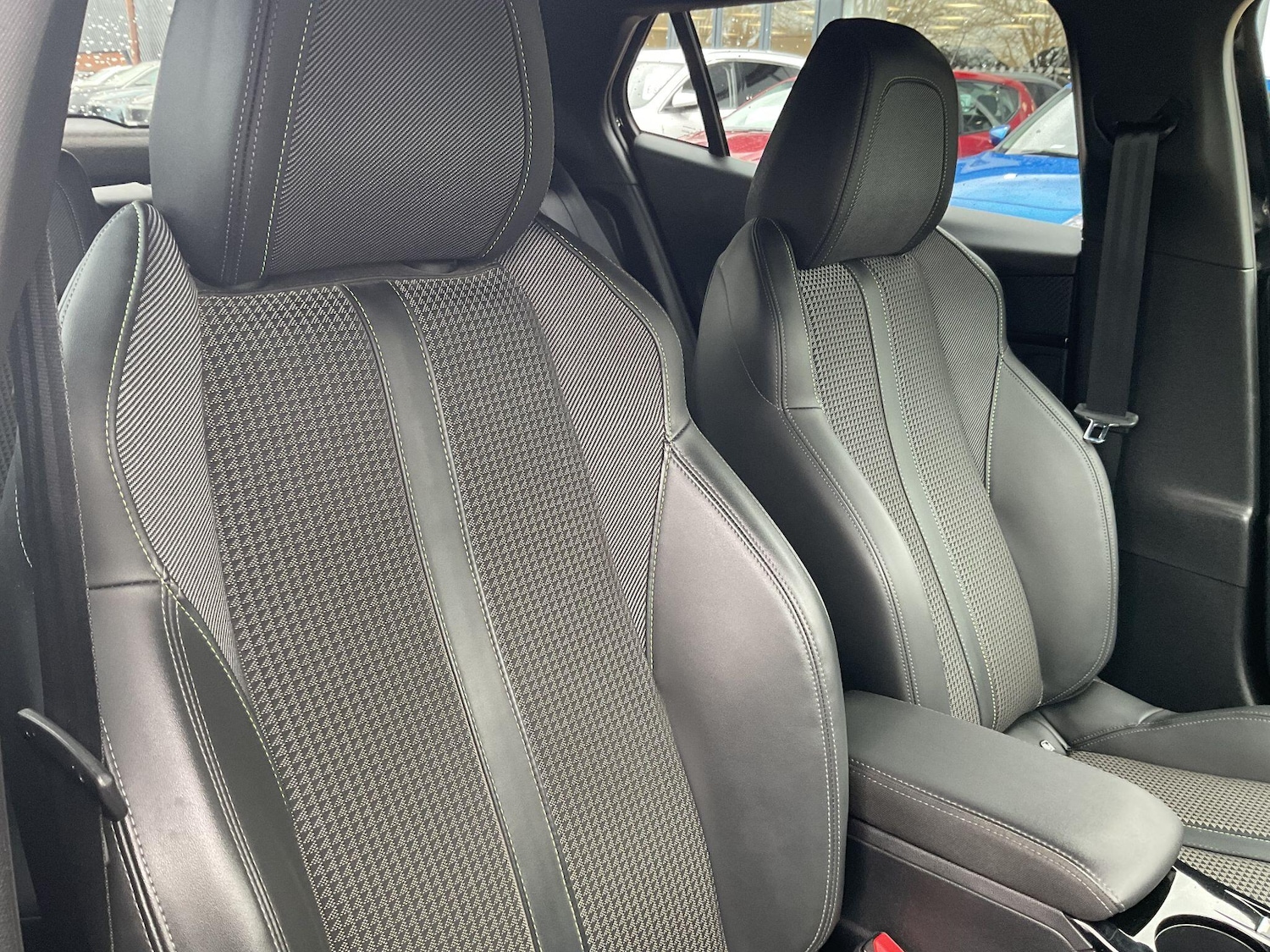 Used Peugeot 2008 2023 for sale - 77723047: Photo 16