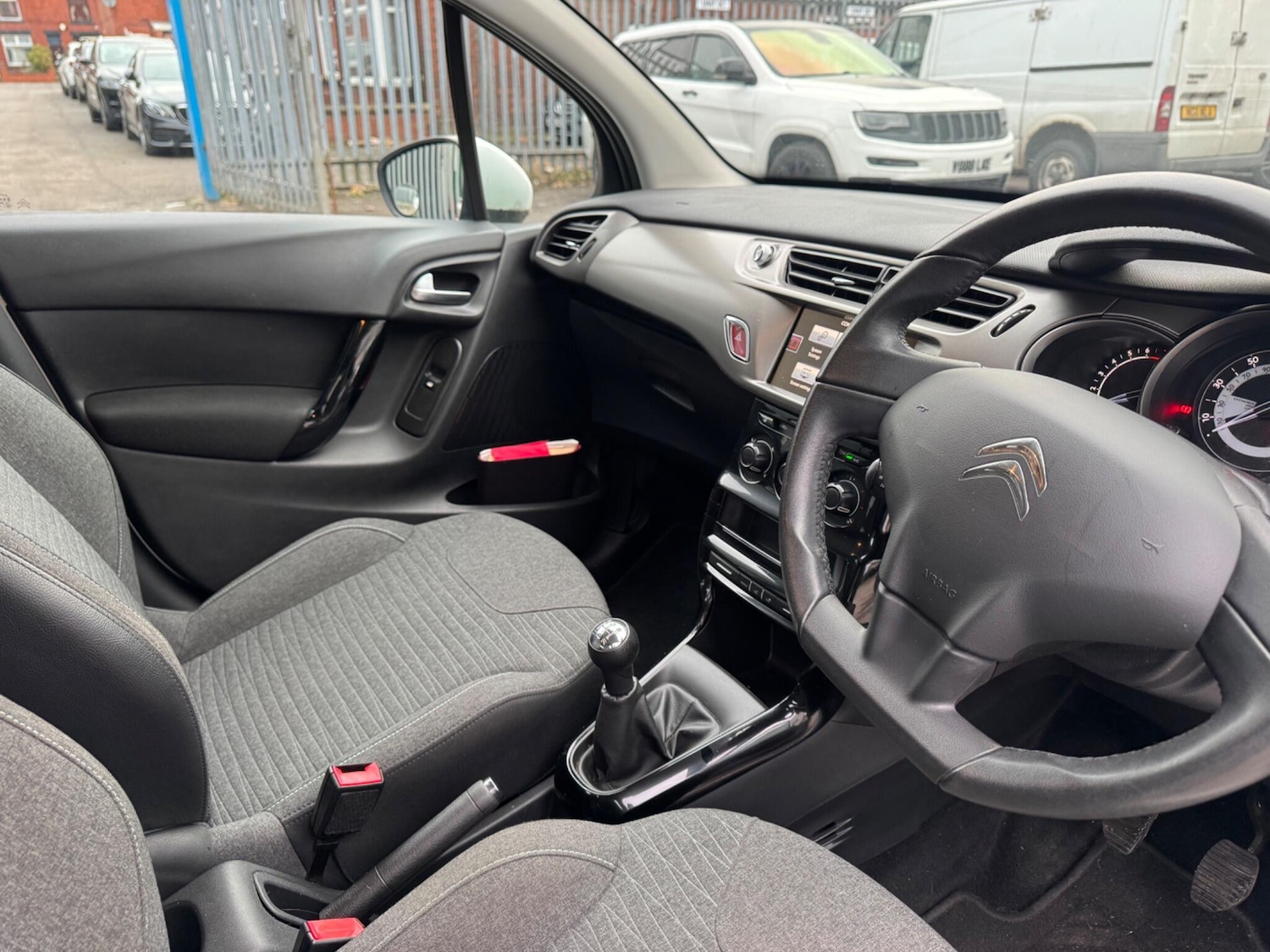 Used Citroen C3 2016 for sale - 77331423: Photo 27