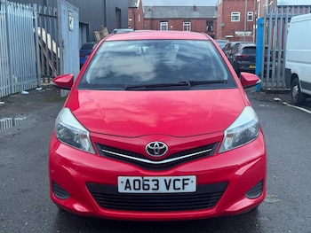 Used Toyota Yaris 2013 for sale - 76657366: Photo