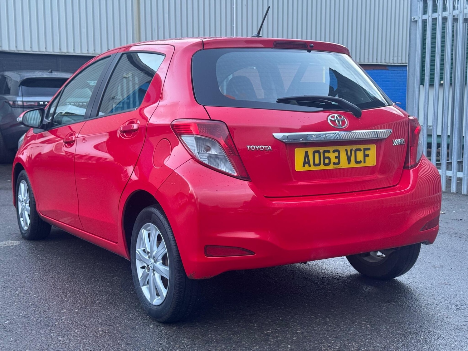 Used Toyota Yaris 2013 for sale - 76657366: Photo 7
