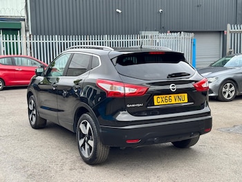 Used Nissan Qashqai 2016 for sale - 78933818: Photo