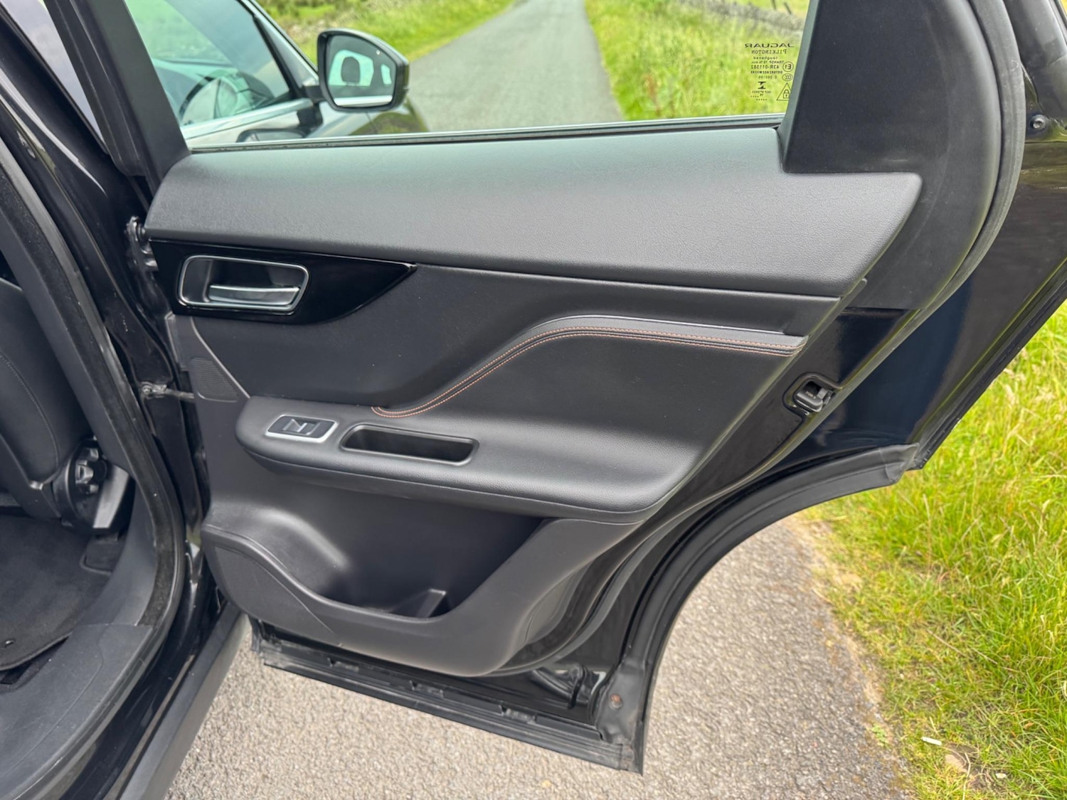 Used Jaguar F-Pace 2016 for sale - 77599141: Photo 42