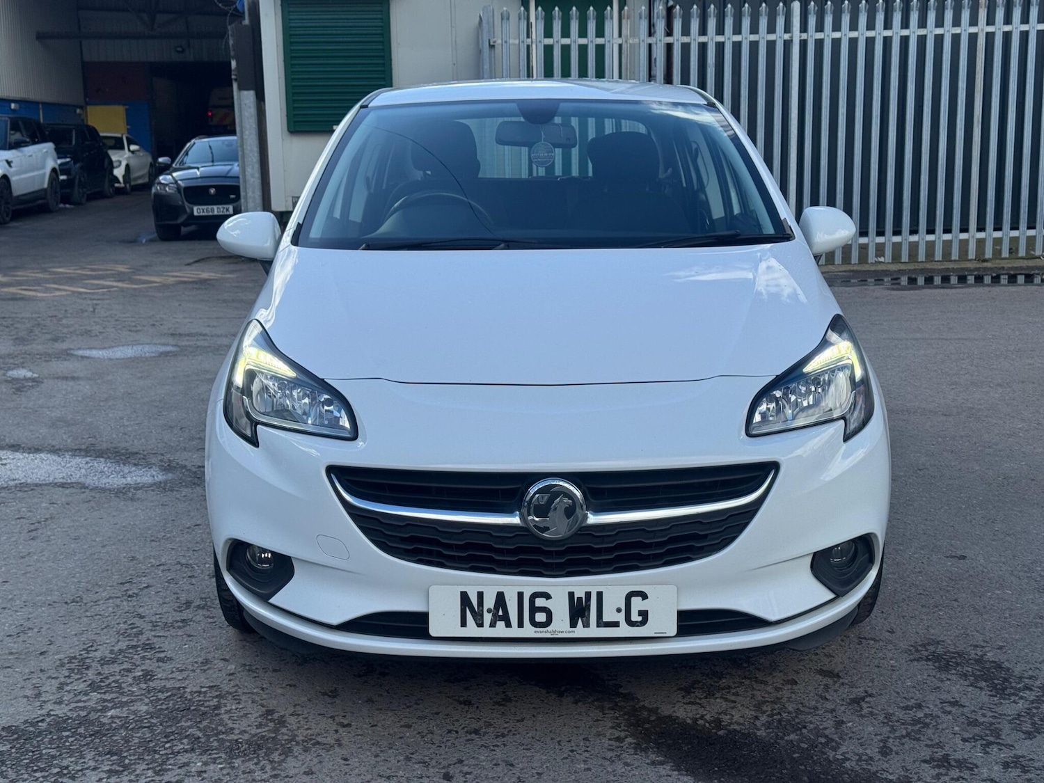Used Vauxhall Corsa 2016 for sale - 77982567: Photo 2
