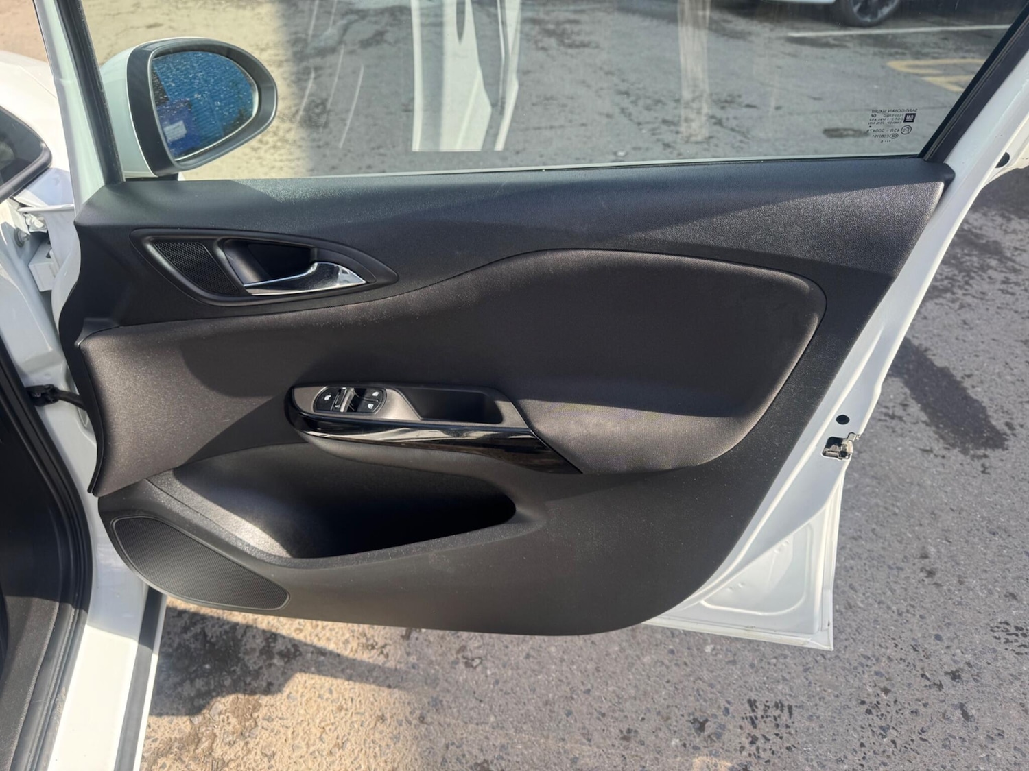 Used Vauxhall Corsa 2016 for sale - 77982567: Photo 26