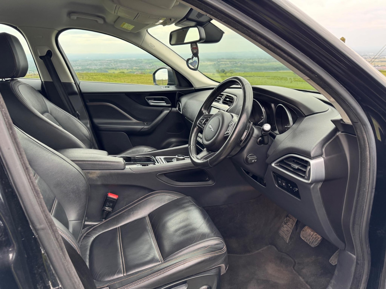 Used Jaguar F-Pace for sale - 77560031: Photo 31