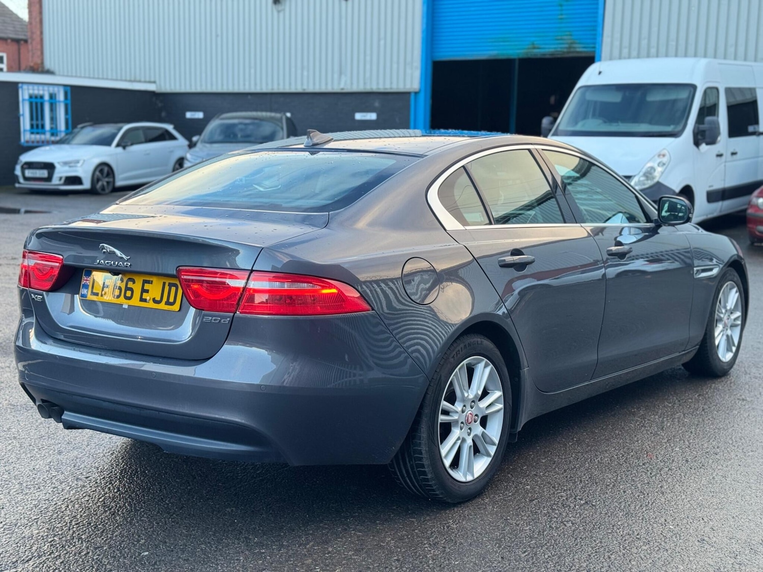 Used Jaguar XE 2016 for sale - 77190553: Photo 15