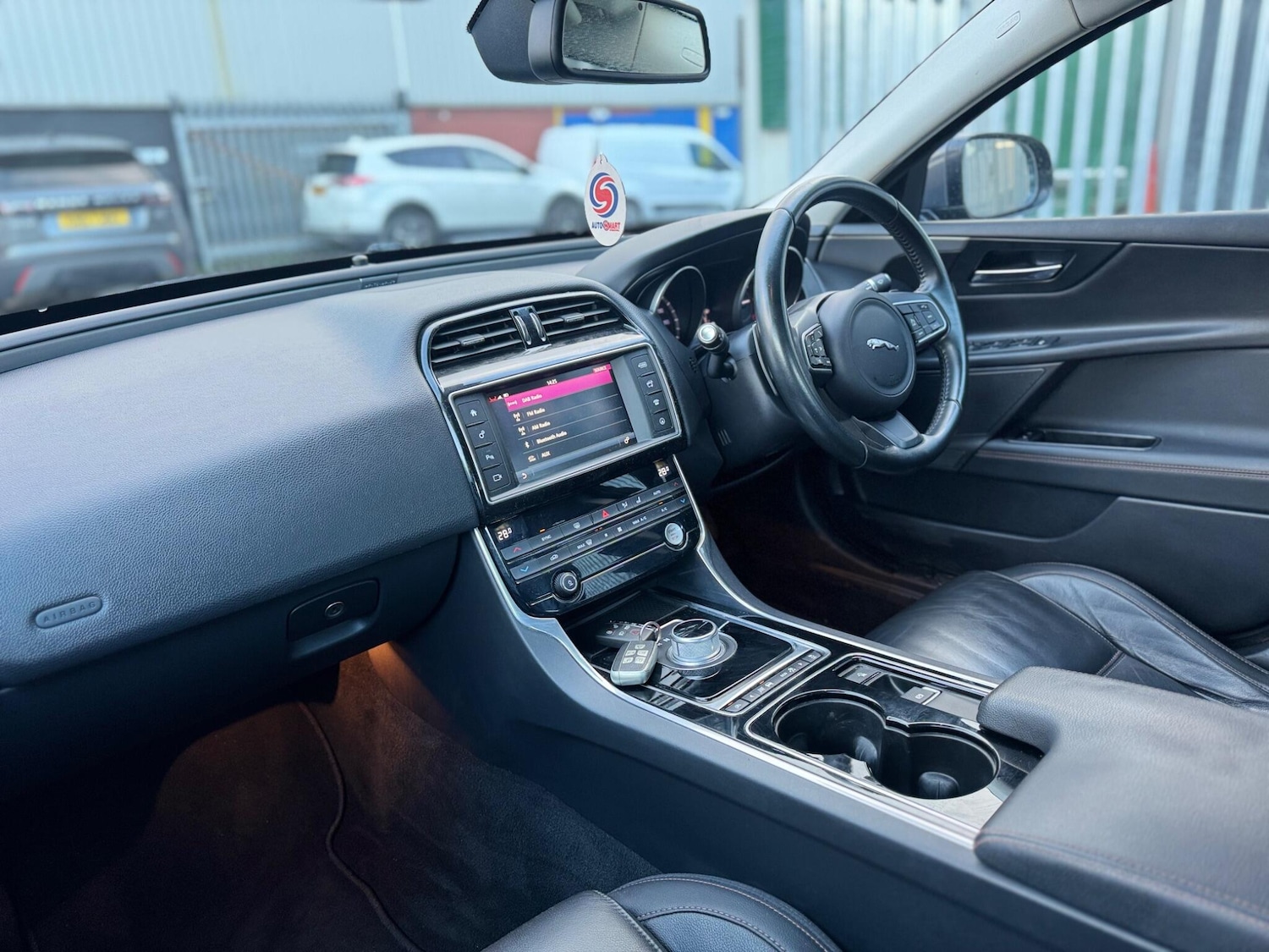 Used Jaguar XE 2016 for sale - 77190553: Photo 20