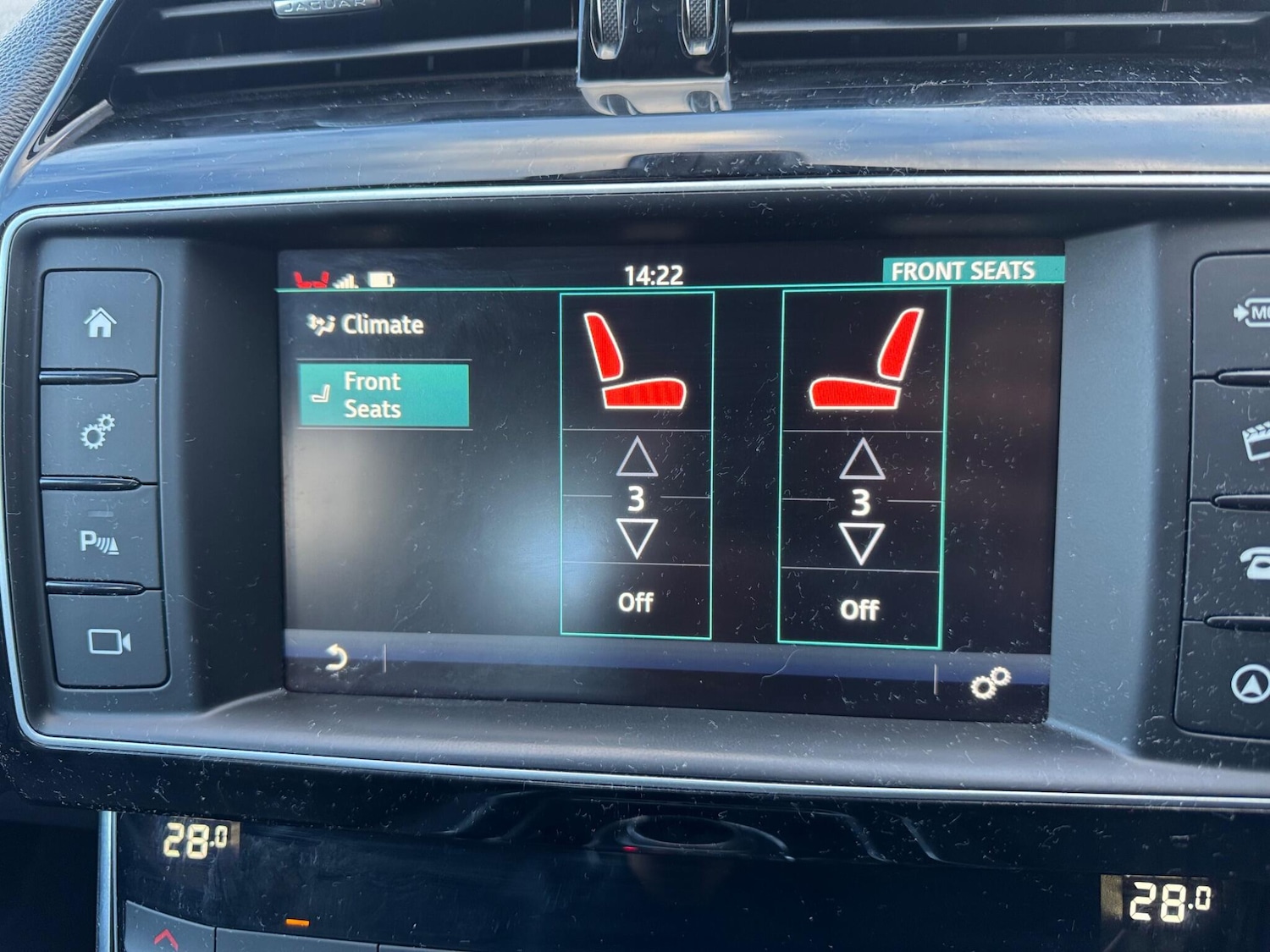 Used Jaguar XE 2016 for sale - 77190553: Photo 34