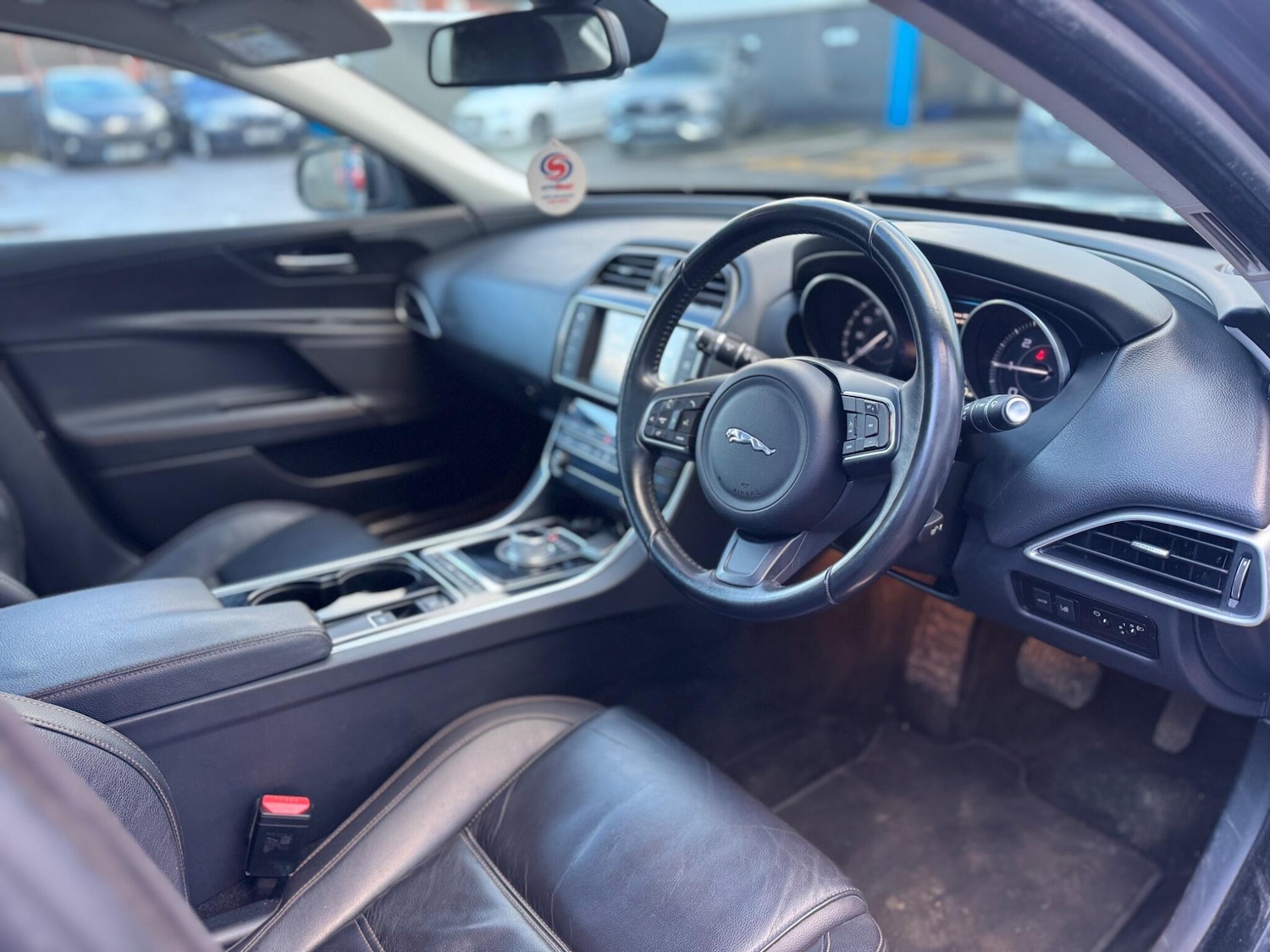 Used Jaguar XE 2016 for sale - 77190553: Photo 41