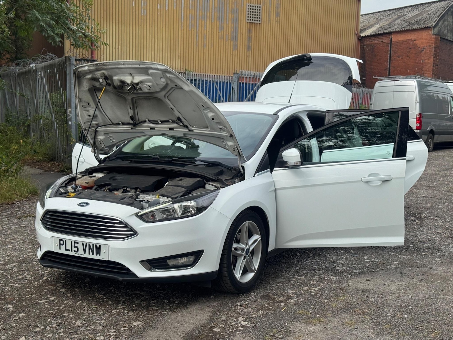 Used Ford Focus 2015 for sale - 76658827: Photo 13