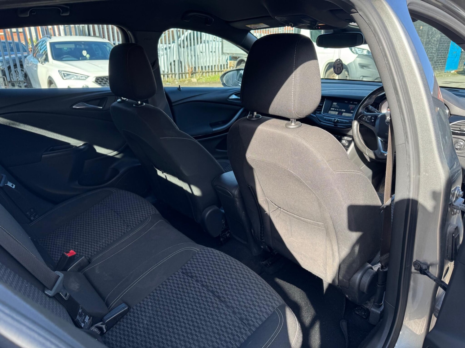 Used Vauxhall Astra for sale - 77982489: Photo 23