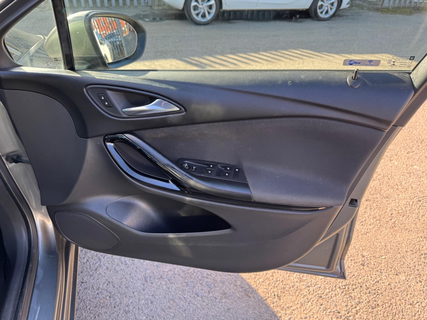 Used Vauxhall Astra for sale - 77982489: Photo 27