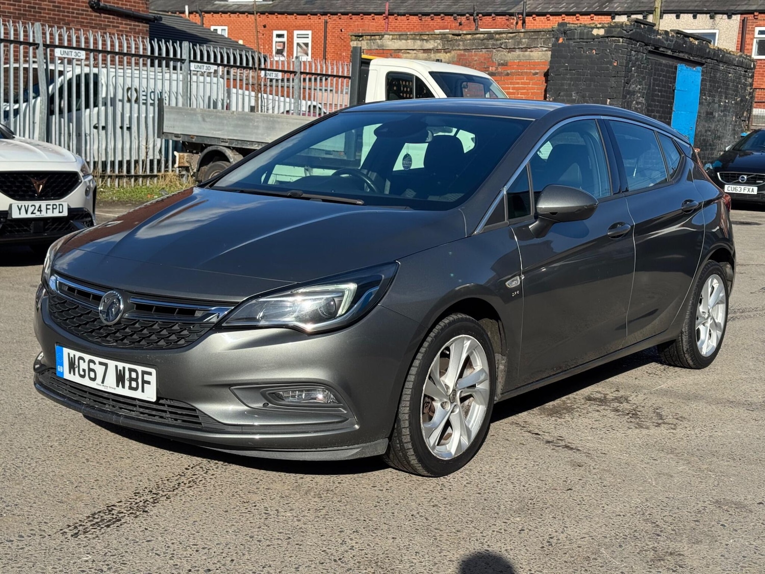 Used Vauxhall Astra for sale - 77982489: Photo 3