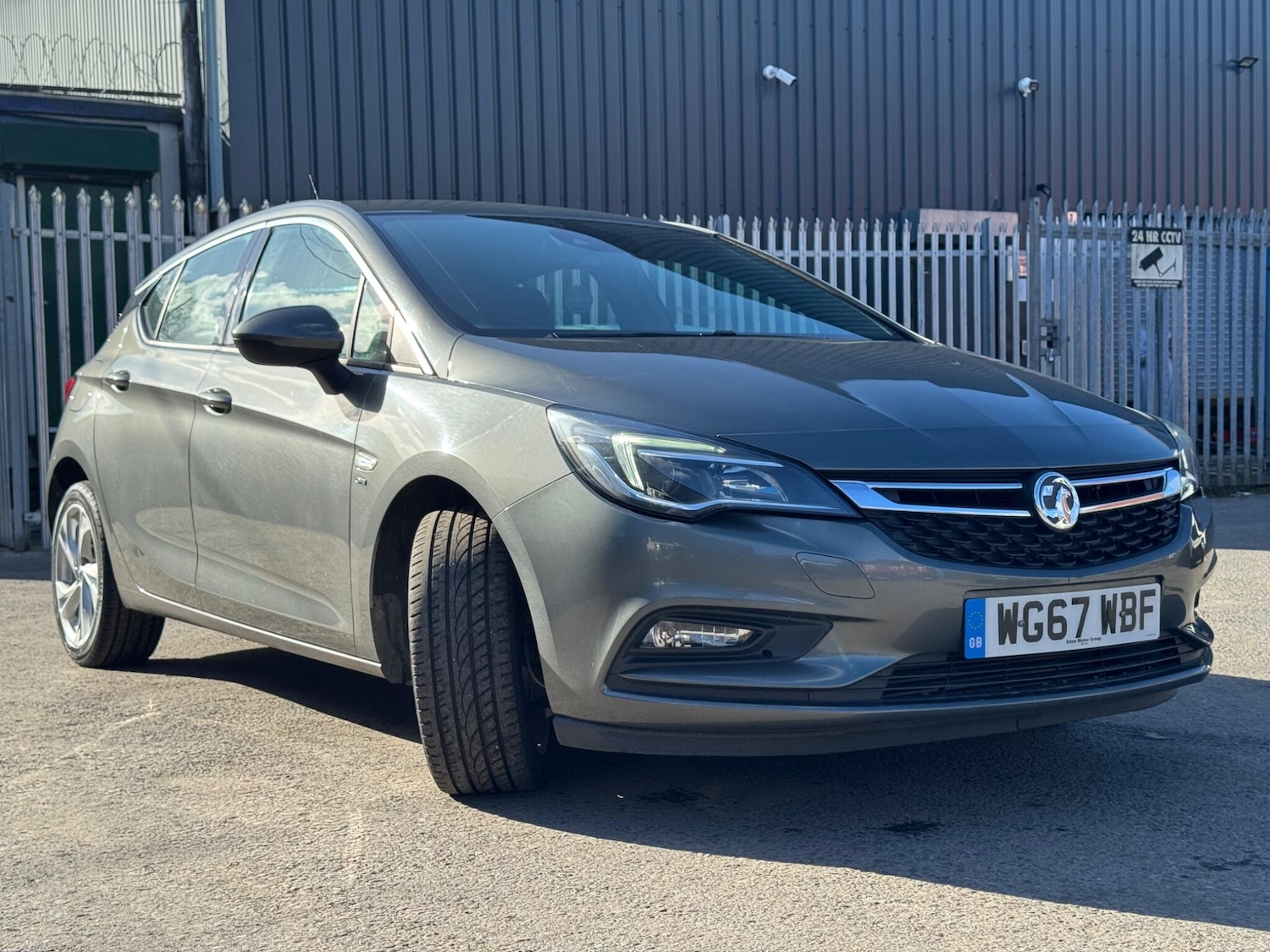 Used Vauxhall Astra for sale - 77982489: Photo 5