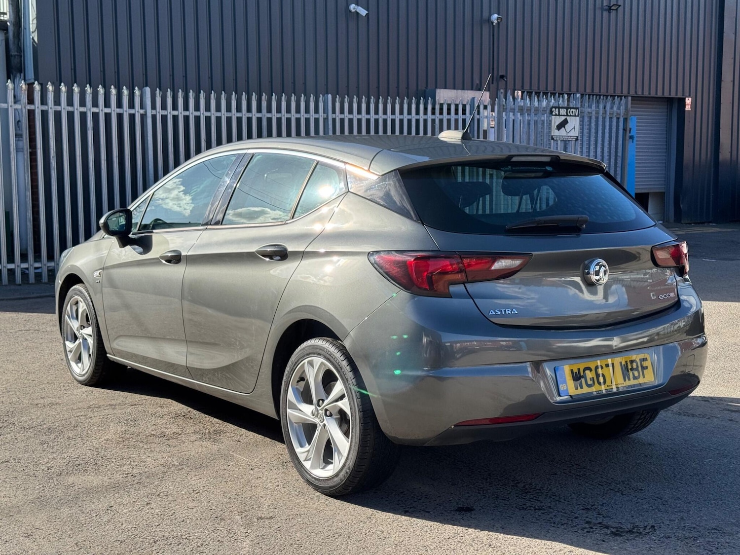Used Vauxhall Astra for sale - 77982489: Photo 9