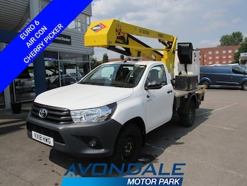 Used Toyota Hilux 2018 for sale - 79518848: Photo