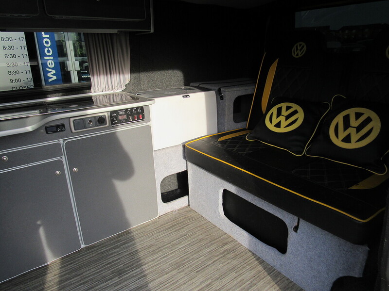 Used Volkswagen Transporter 2015 for sale - 77579558: Photo 3