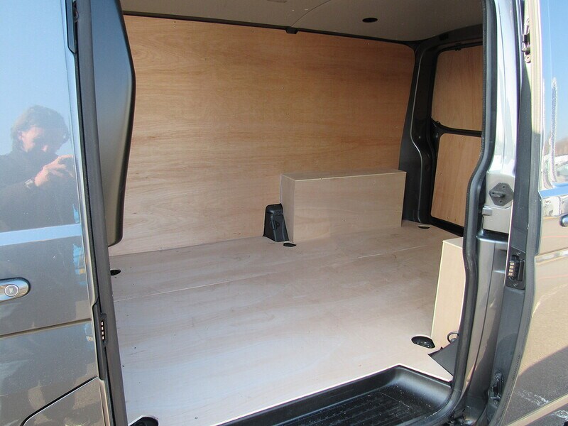 Used Volkswagen Transporter for sale - 77749197: Photo 12