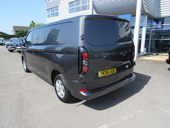 Used Ford Transit Custom 2024 for sale - 79019059: Photo