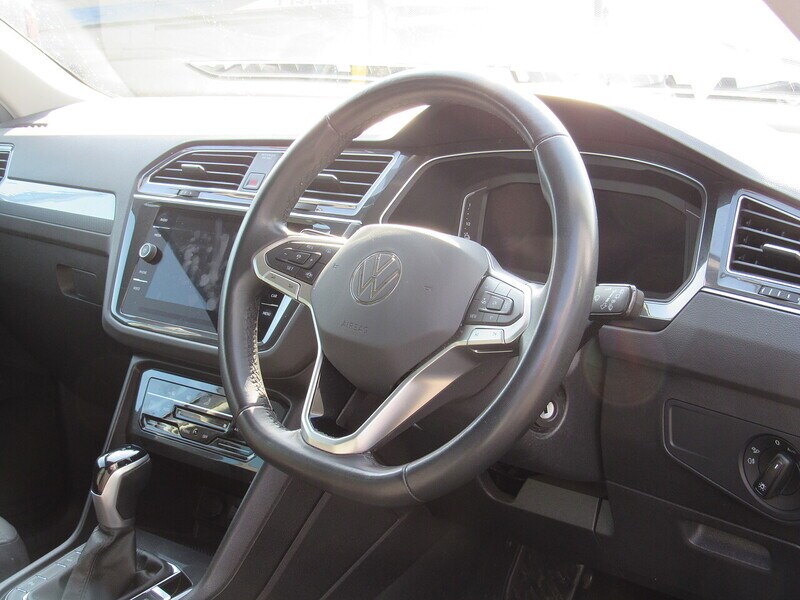 Used Volkswagen Tiguan for sale - 77749221: Photo 10