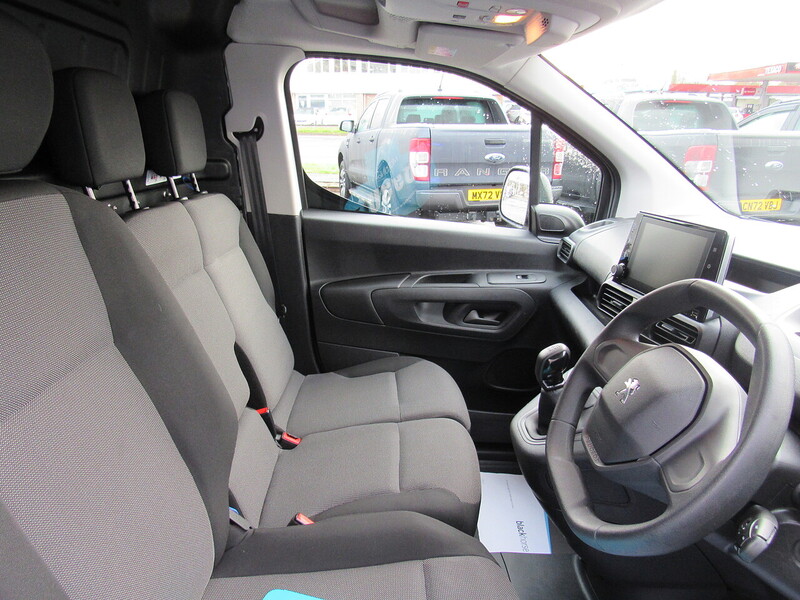 Used Peugeot Partner 2020 for sale - 76831596: Photo 12