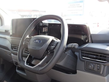 Used Ford Transit Custom 2025 for sale - 78711837: Photo
