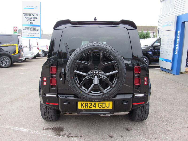 Used Land Rover Defender 2024 for sale - 77735139: Photo 6