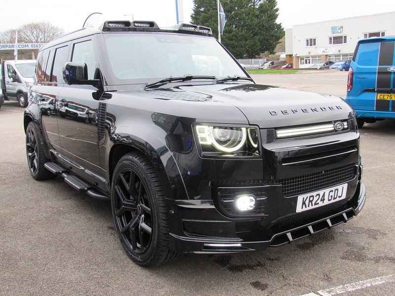 Used Land Rover Defender 2024 for sale - 77735139: Photo 9