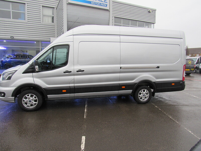 Used Ford Transit 2024 for sale - 76986509: Photo 4
