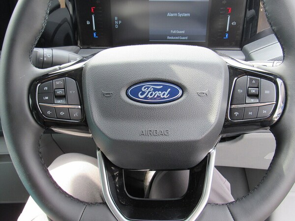 Used Ford E-Transit 2024 for sale - 75700795: Photo 24