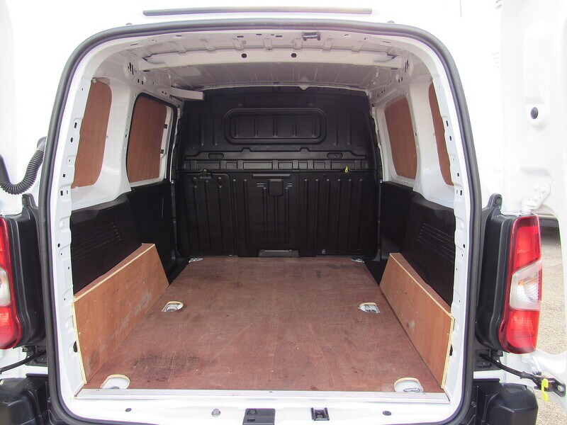 Used Peugeot Partner 2020 for sale - 76057089: Photo 14