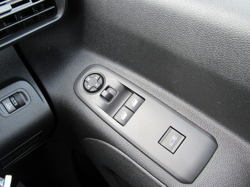 Used Peugeot Partner 2020 for sale - 76057089: Photo 19