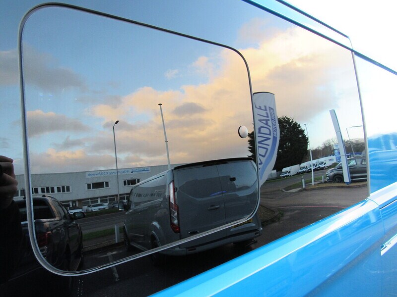 Used Ford Transit Custom 2025 for sale - 76896564: Photo 30