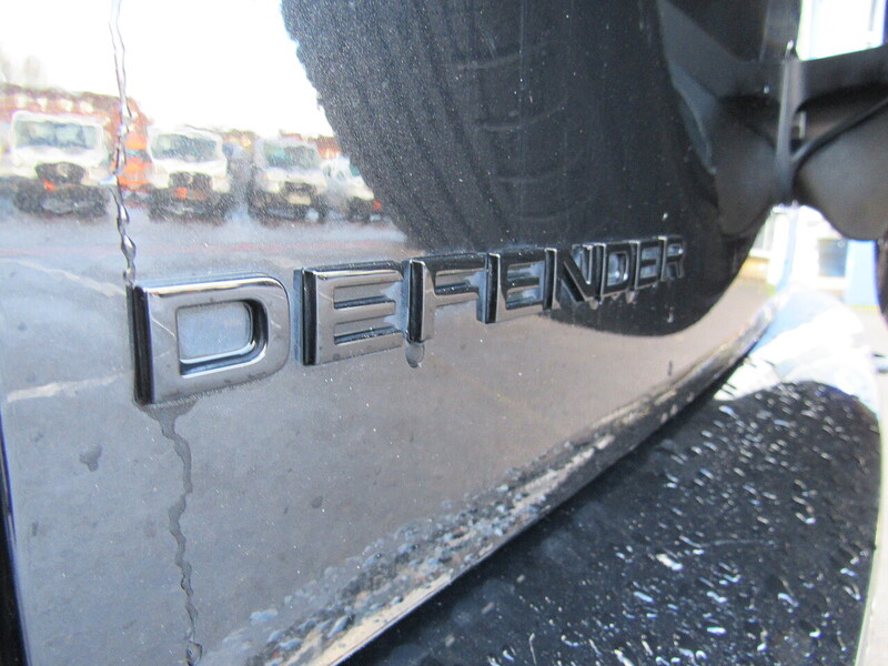 Used Land Rover Defender 110 2024 for sale - 76986515: Photo 13